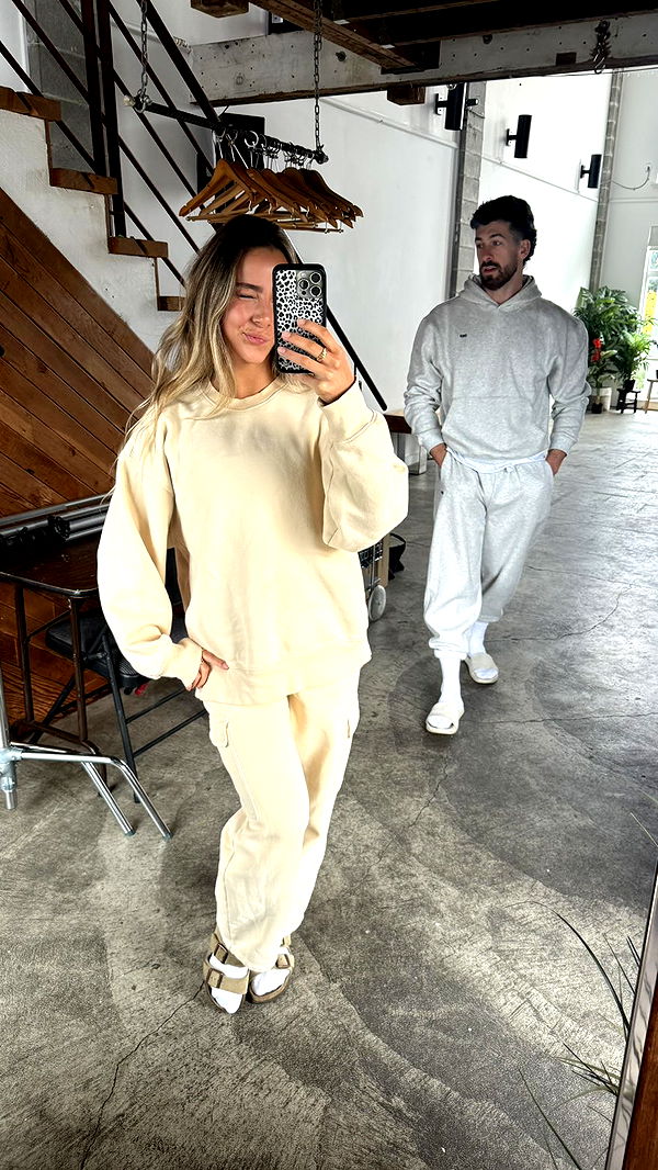 meelahrobbins image ~ Altpins