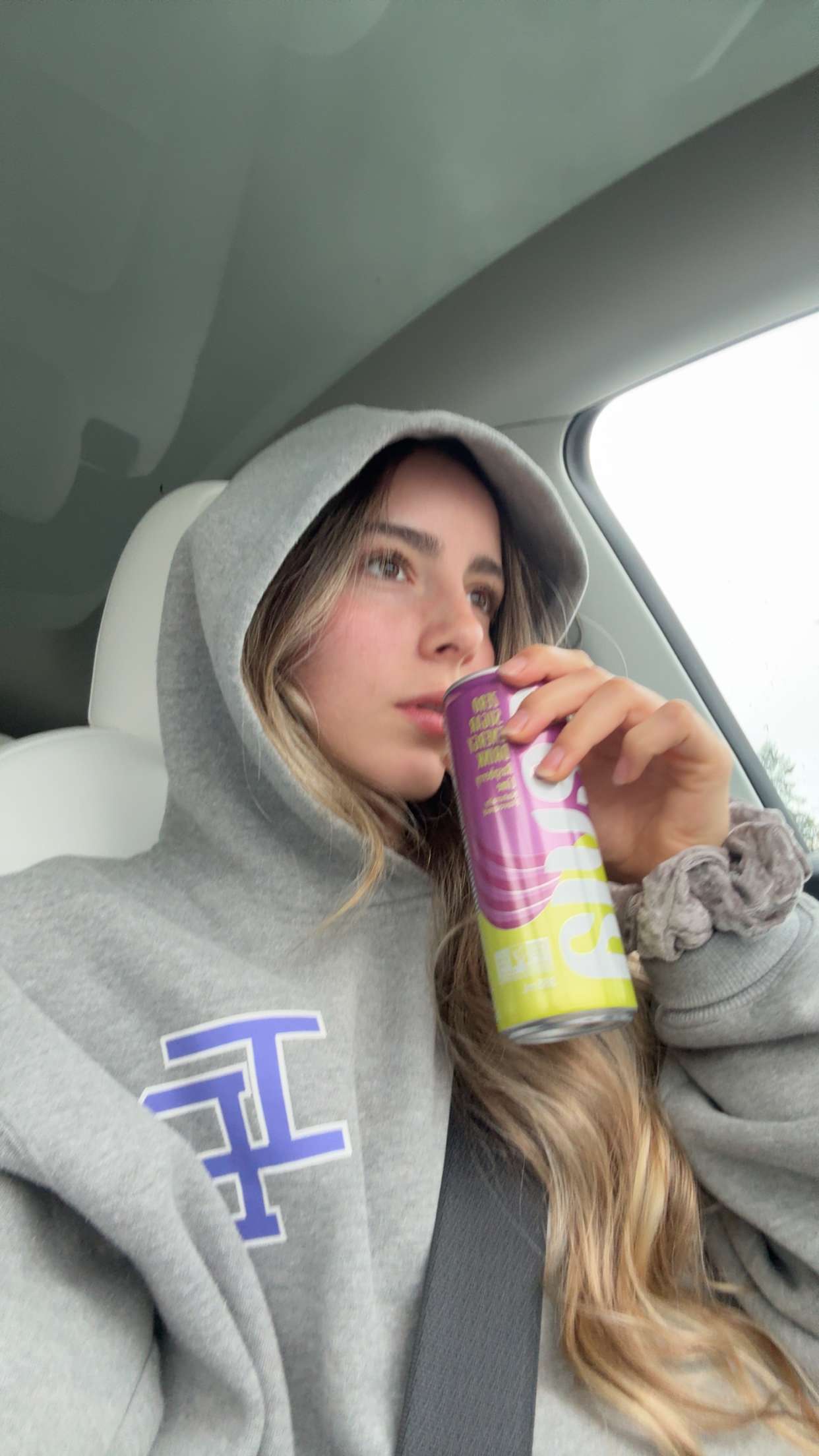 meelahrobbins snapchat image archive image