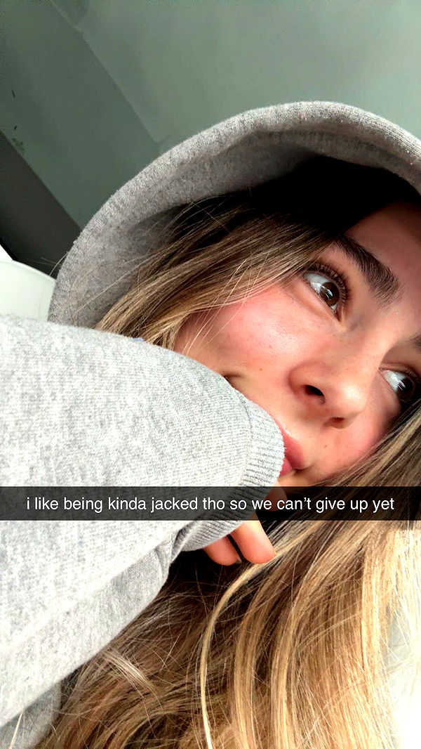 meelahrobbins image ~ Altpins