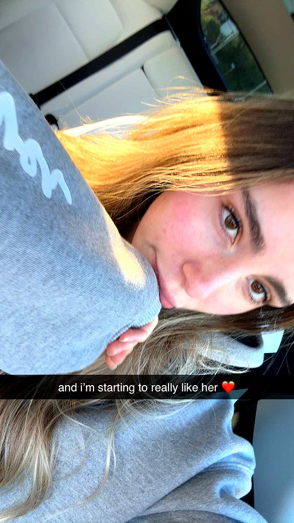 meelahrobbins image ~ Altpins