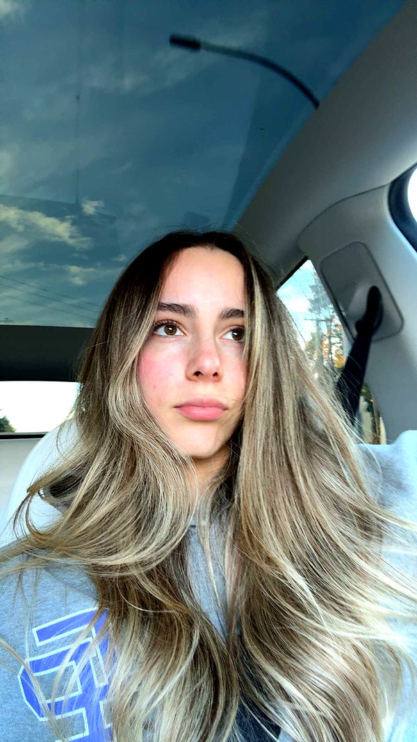 meelahrobbins image ~ Altpins