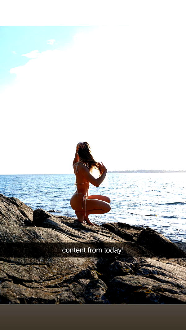 meelahrobbins image ~ Altpins