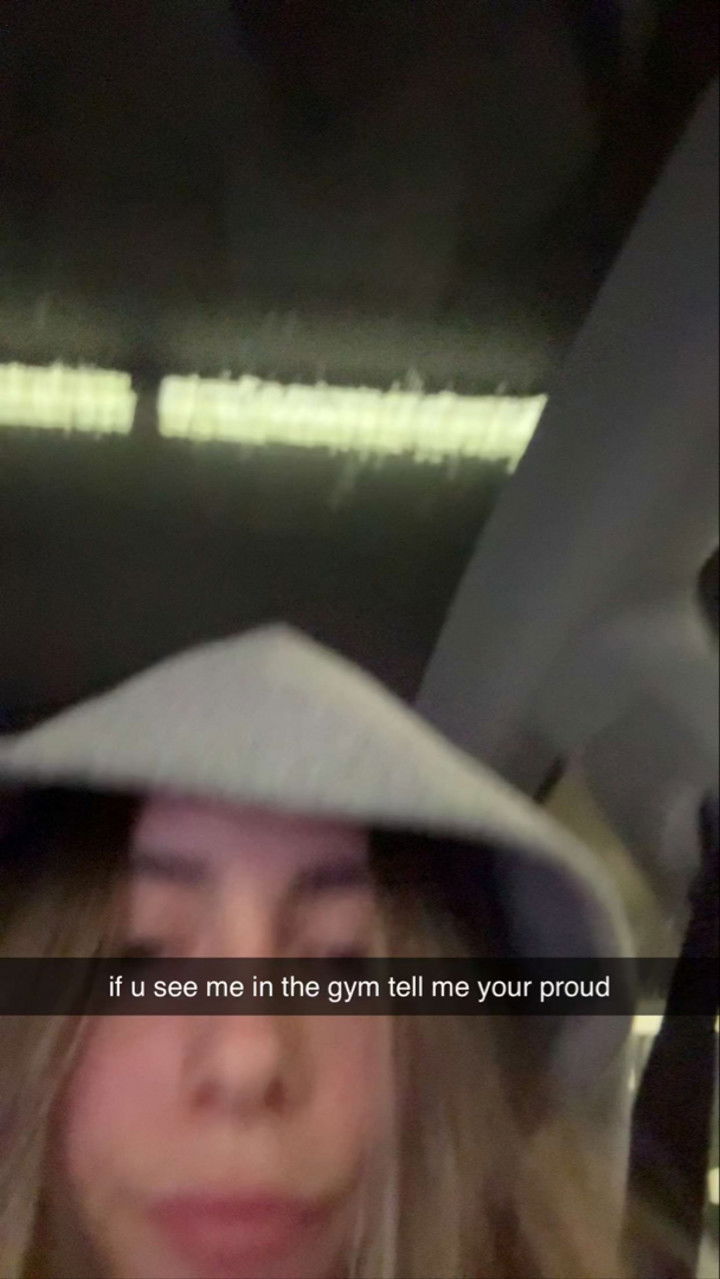 meelahrobbins snapchat image archive image