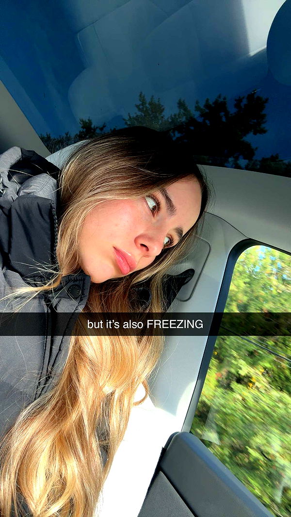 meelahrobbins image ~ Altpins