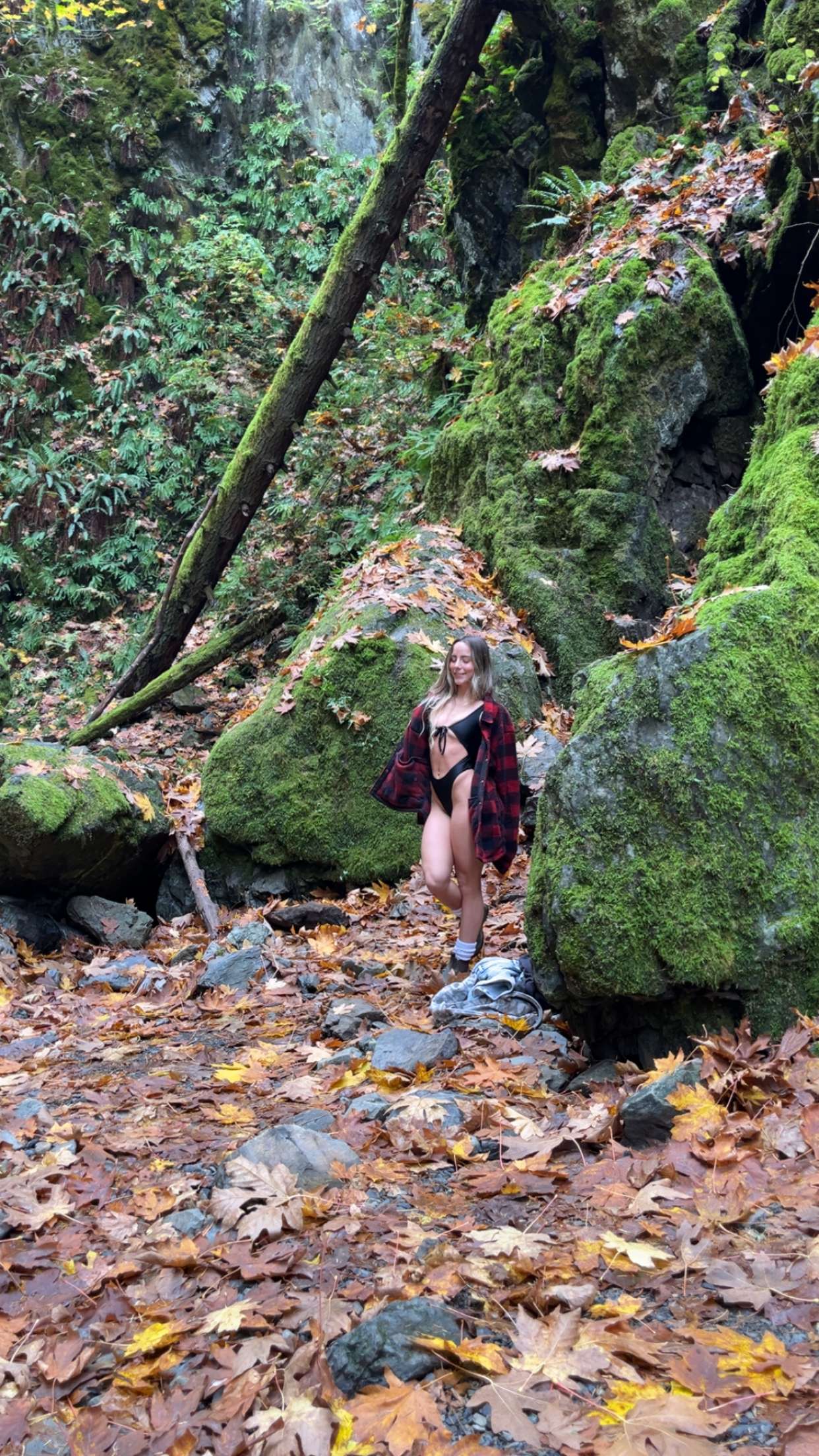 meelahrobbins snapchat image archive image