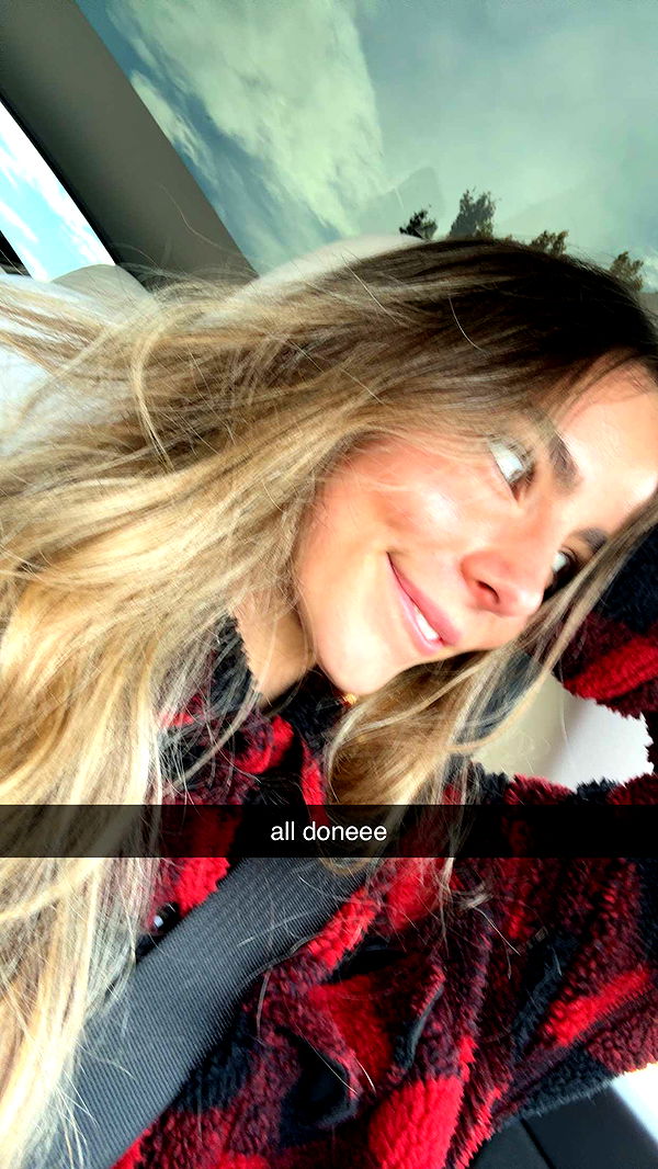 meelahrobbins image ~ Altpins