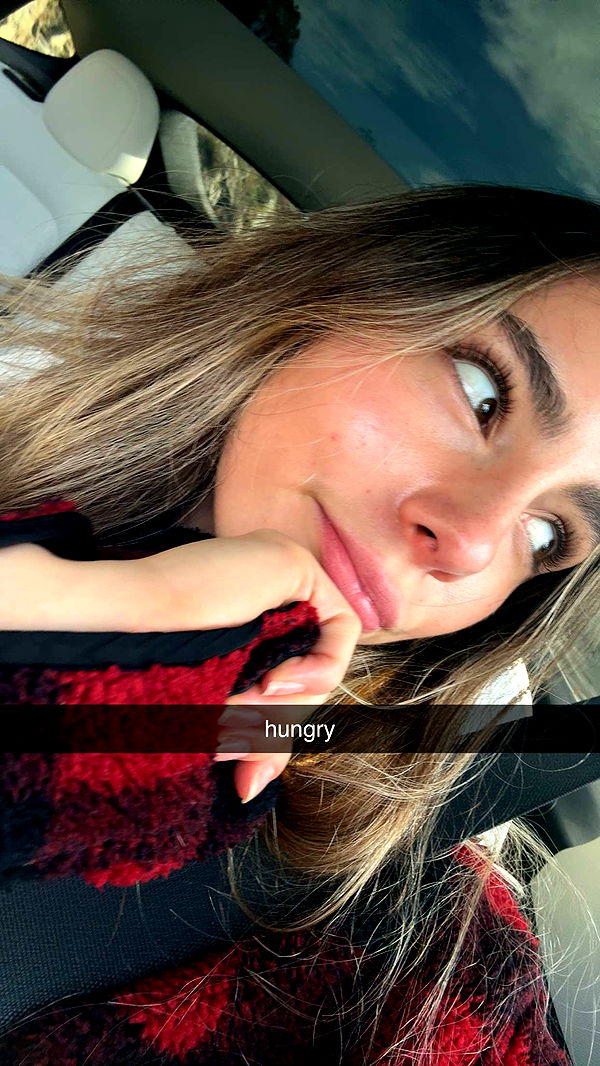 meelahrobbins image ~ Altpins