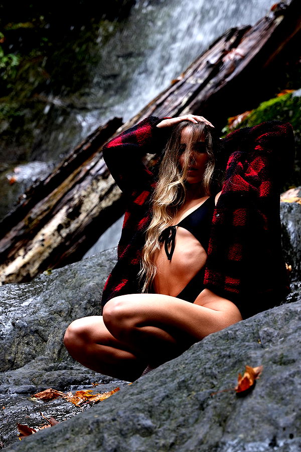 meelahrobbins image ~ Altpins