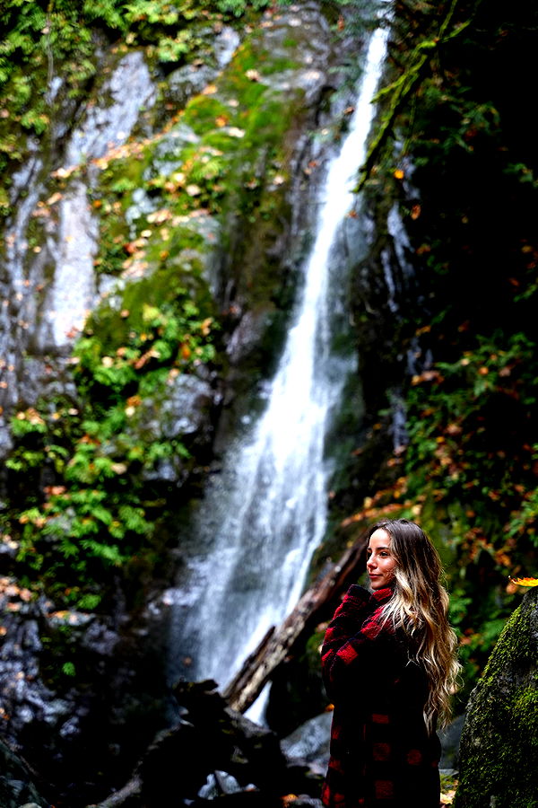 meelahrobbins image ~ Altpins