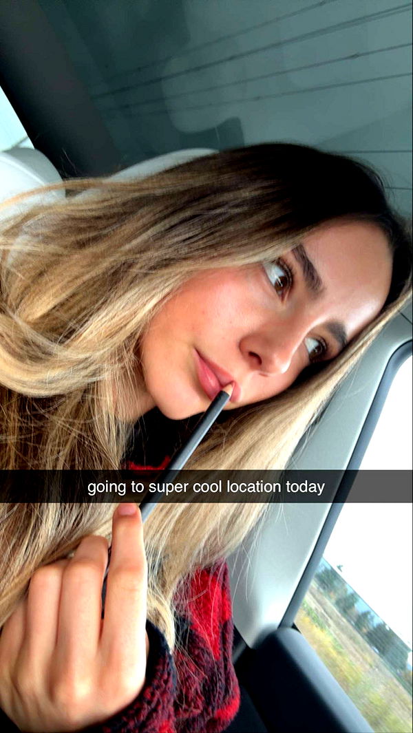 meelahrobbins image ~ Altpins