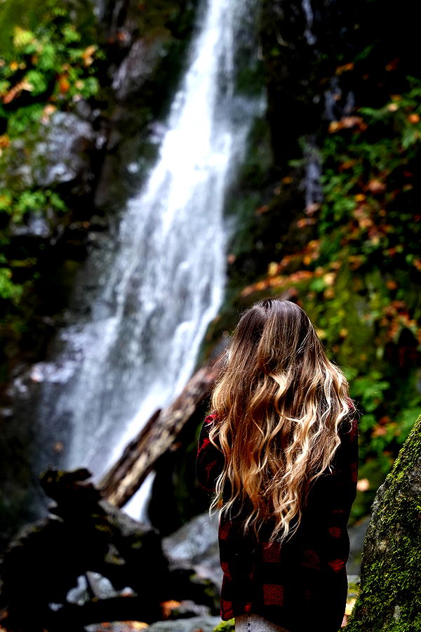 meelahrobbins image ~ Altpins