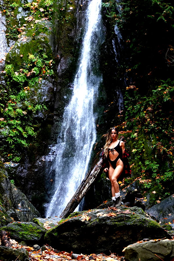 meelahrobbins image ~ Altpins