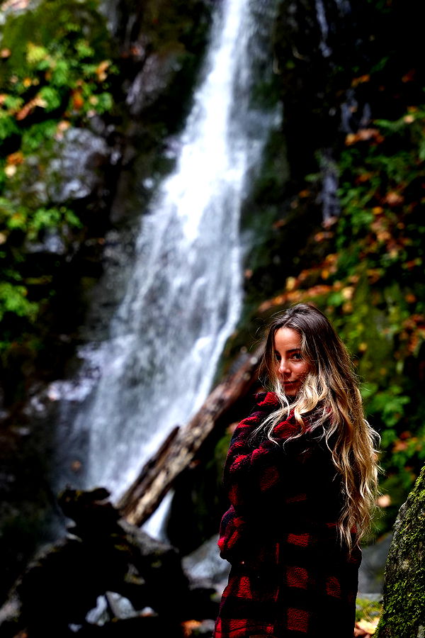 meelahrobbins image ~ Altpins