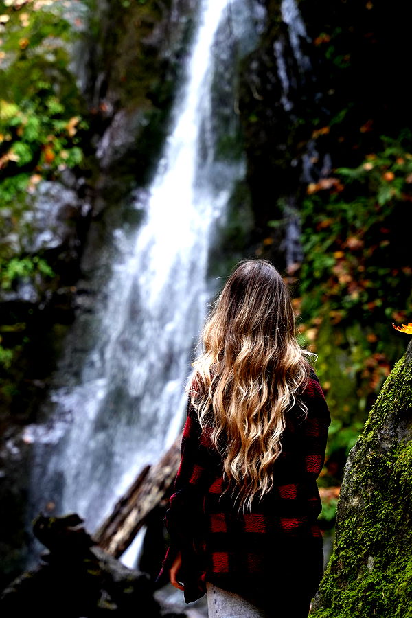 meelahrobbins image ~ Altpins