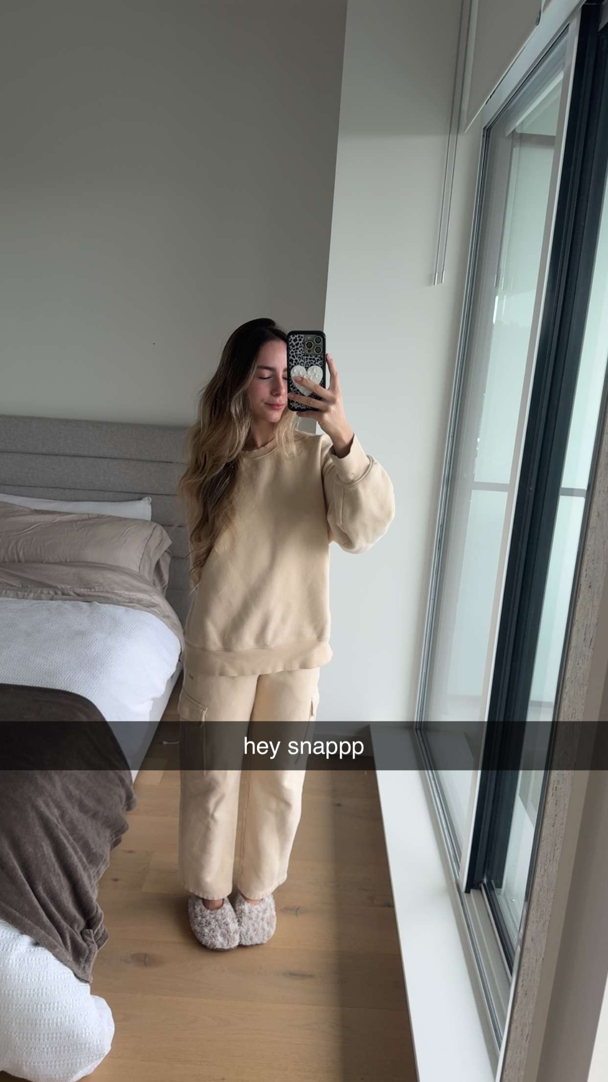 meelahrobbins snapchat image archive image