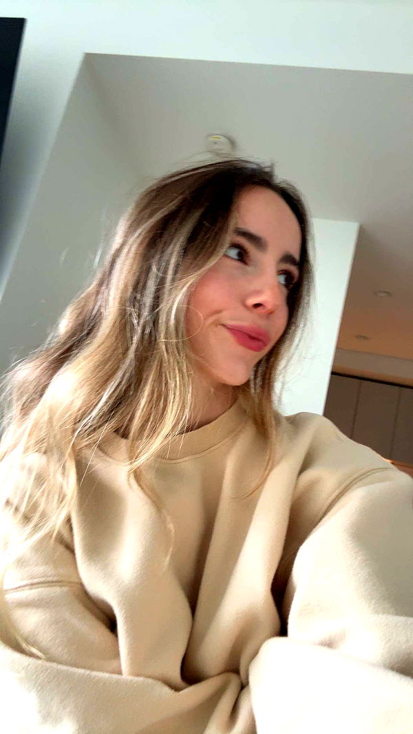 meelahrobbins image ~ Altpins