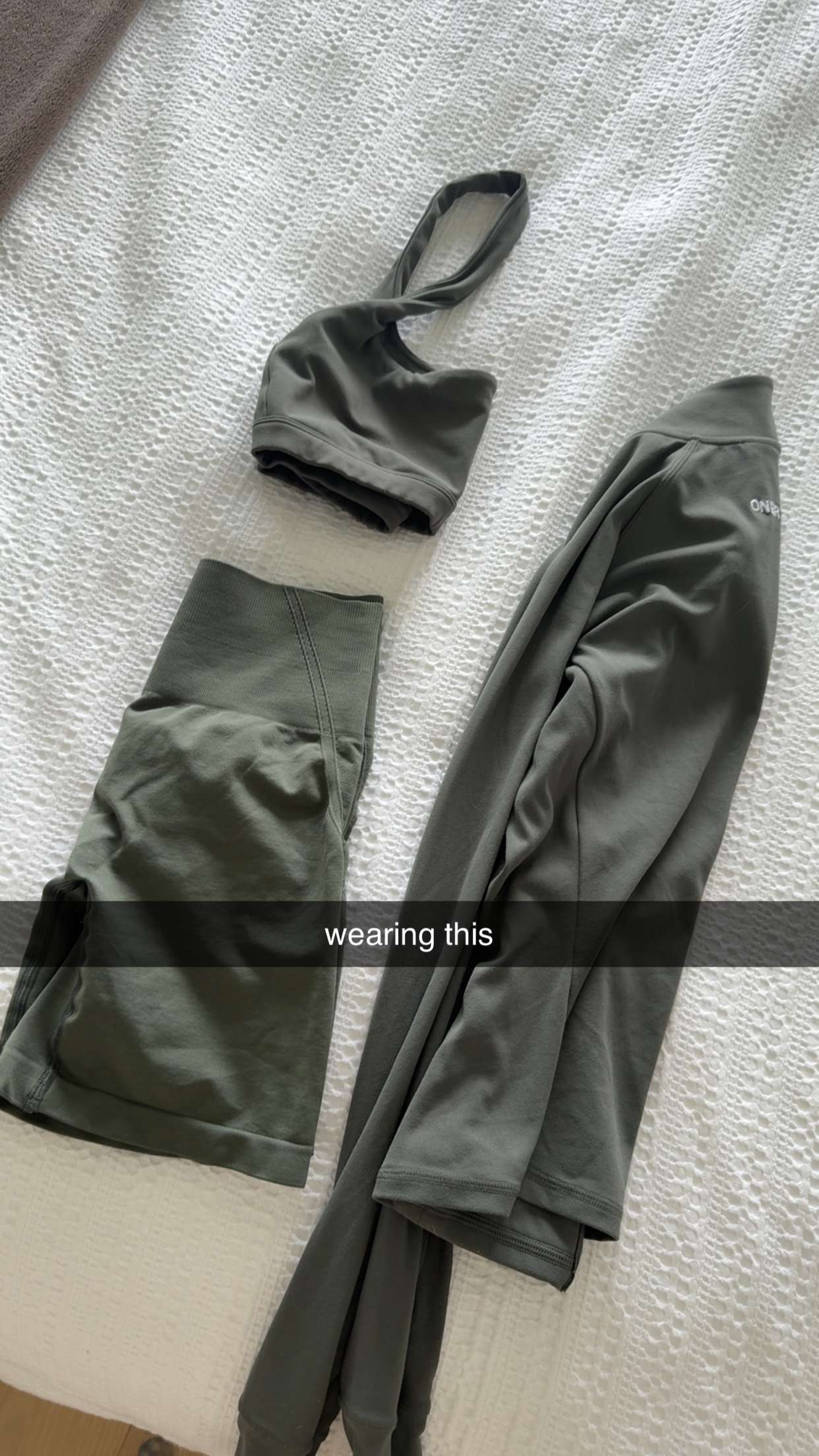 meelahrobbins snapchat image archive image