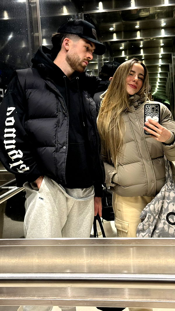 meelahrobbins image ~ Altpins