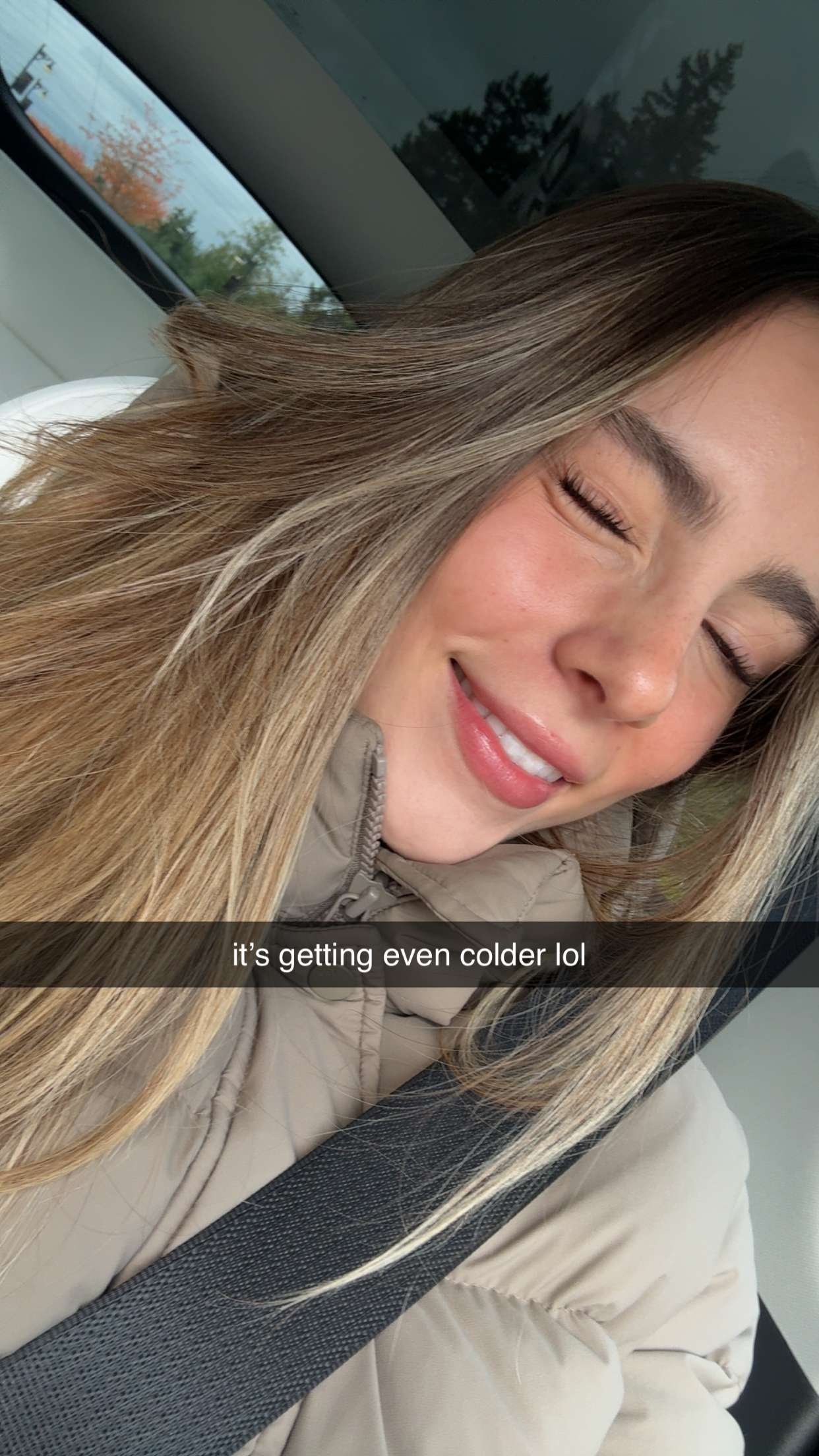 meelahrobbins snapchat image archive image