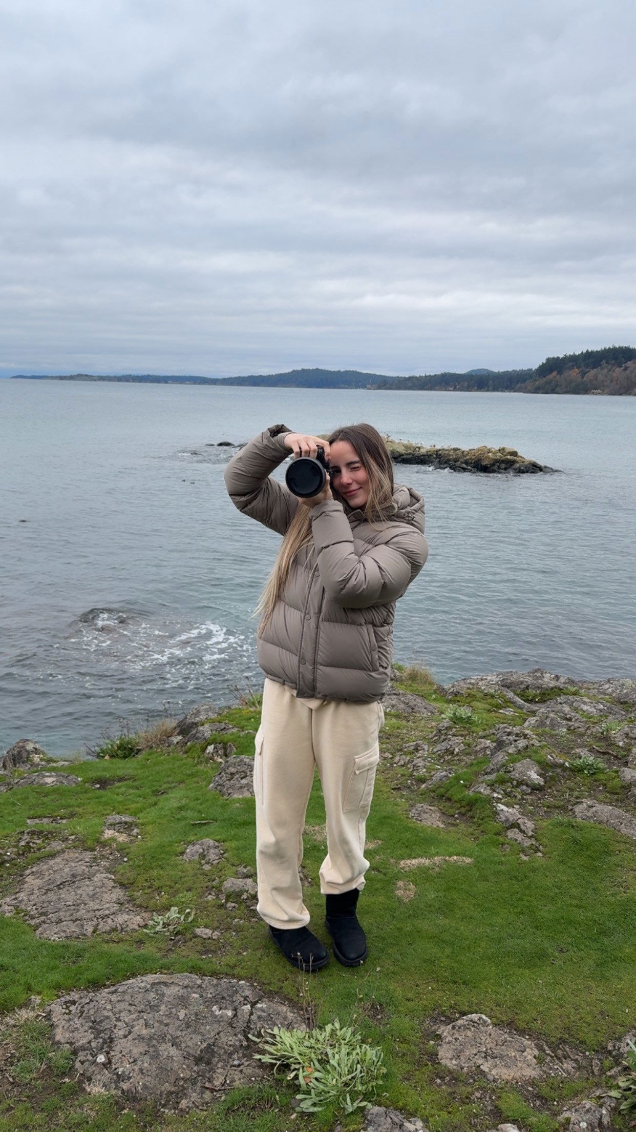 meelahrobbins snapchat image archive image