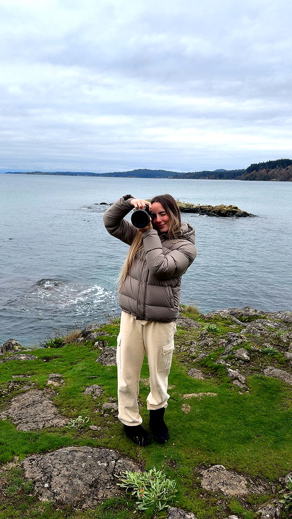 meelahrobbins image ~ Altpins