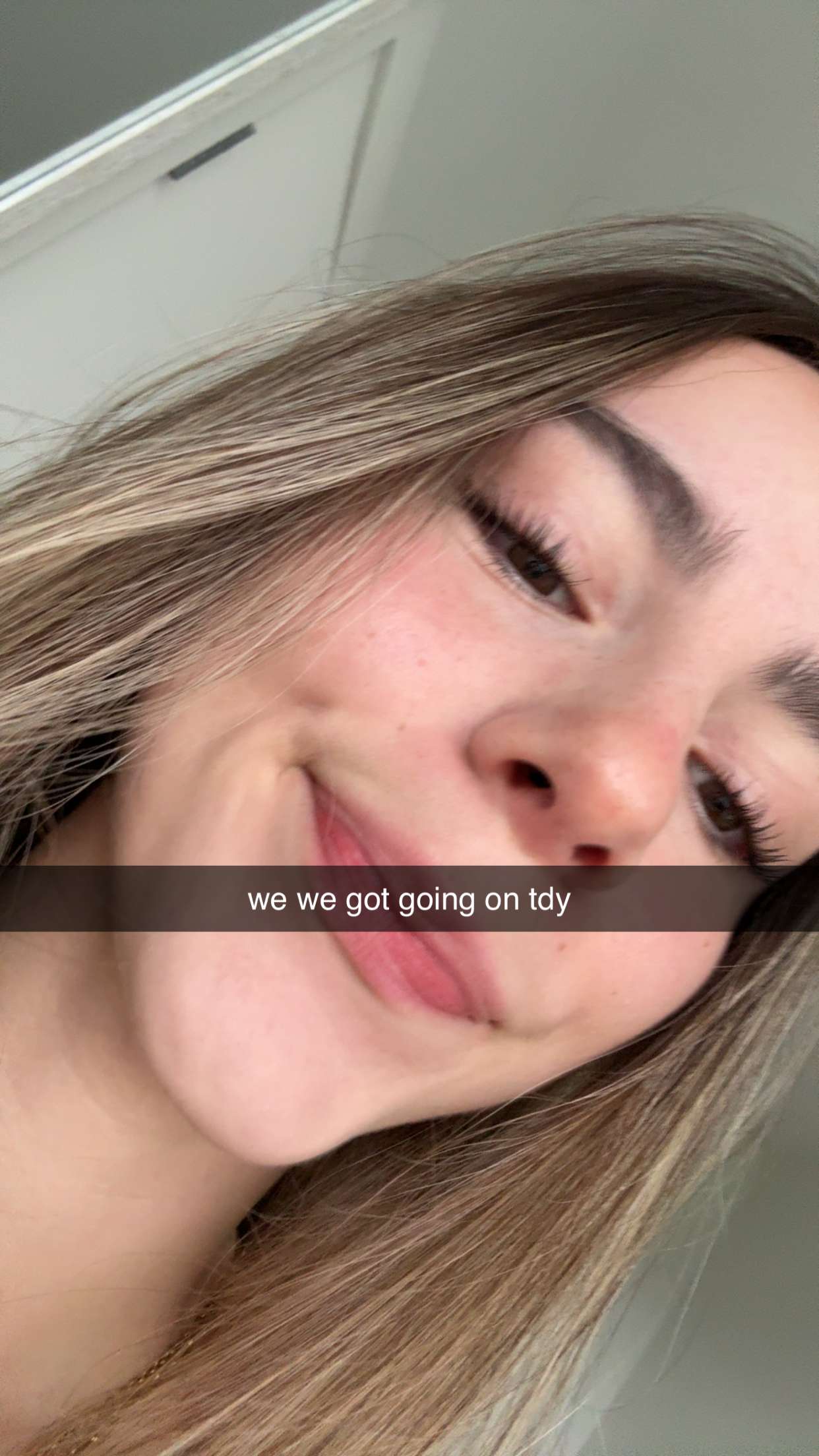 meelahrobbins snapchat image archive image