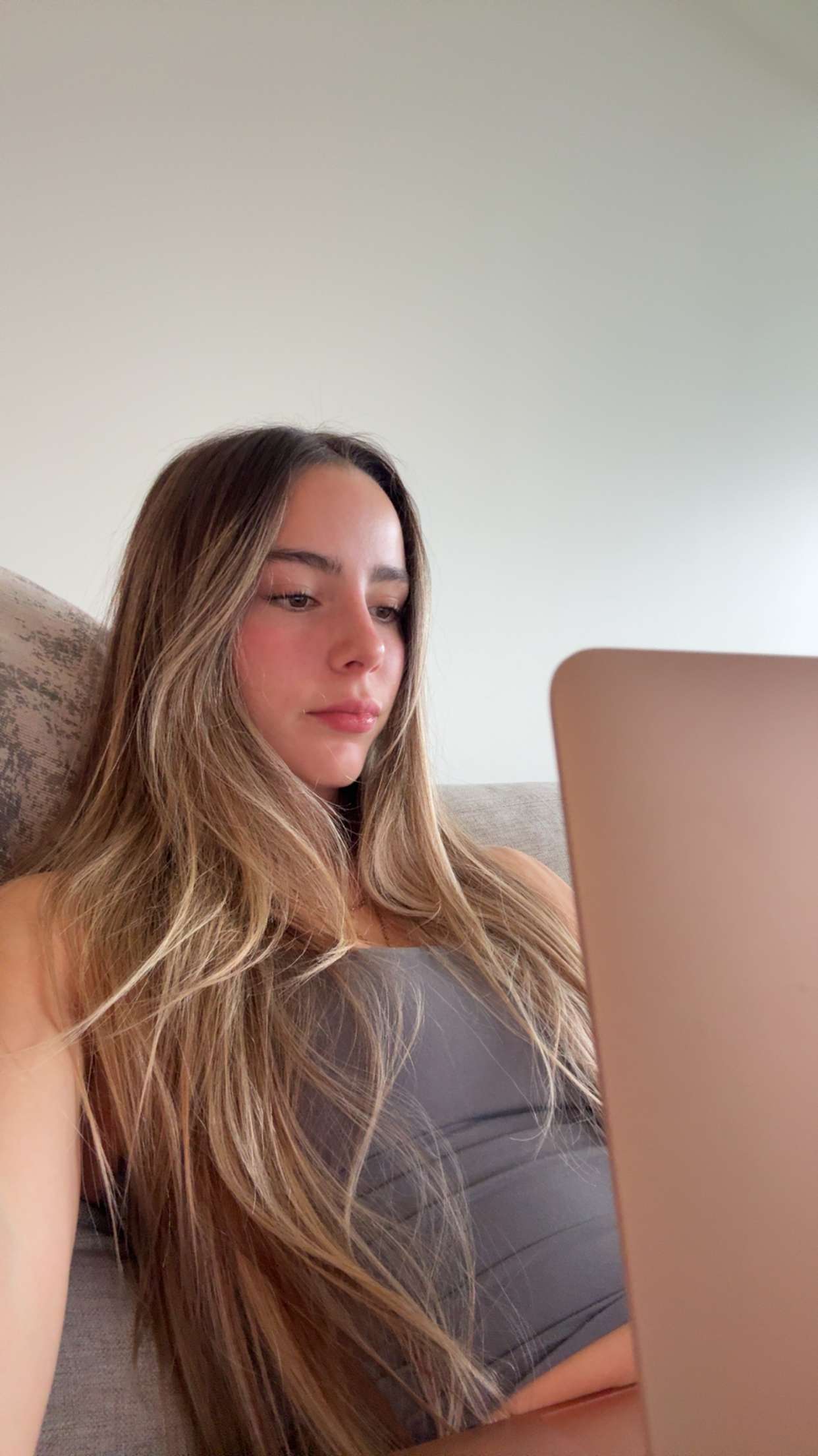 meelahrobbins snapchat image archive image