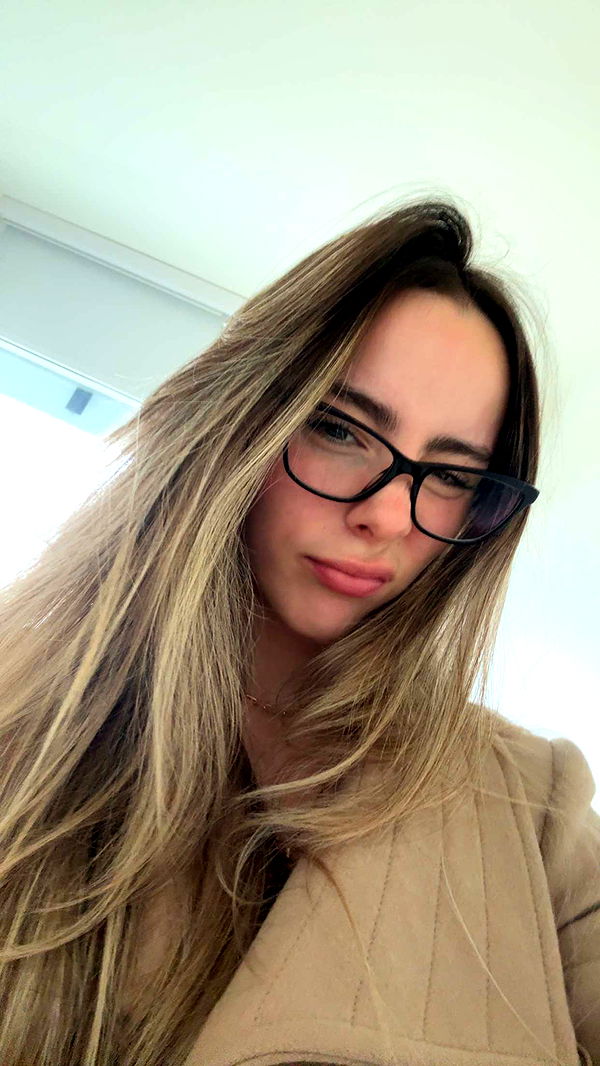 meelahrobbins image ~ Altpins