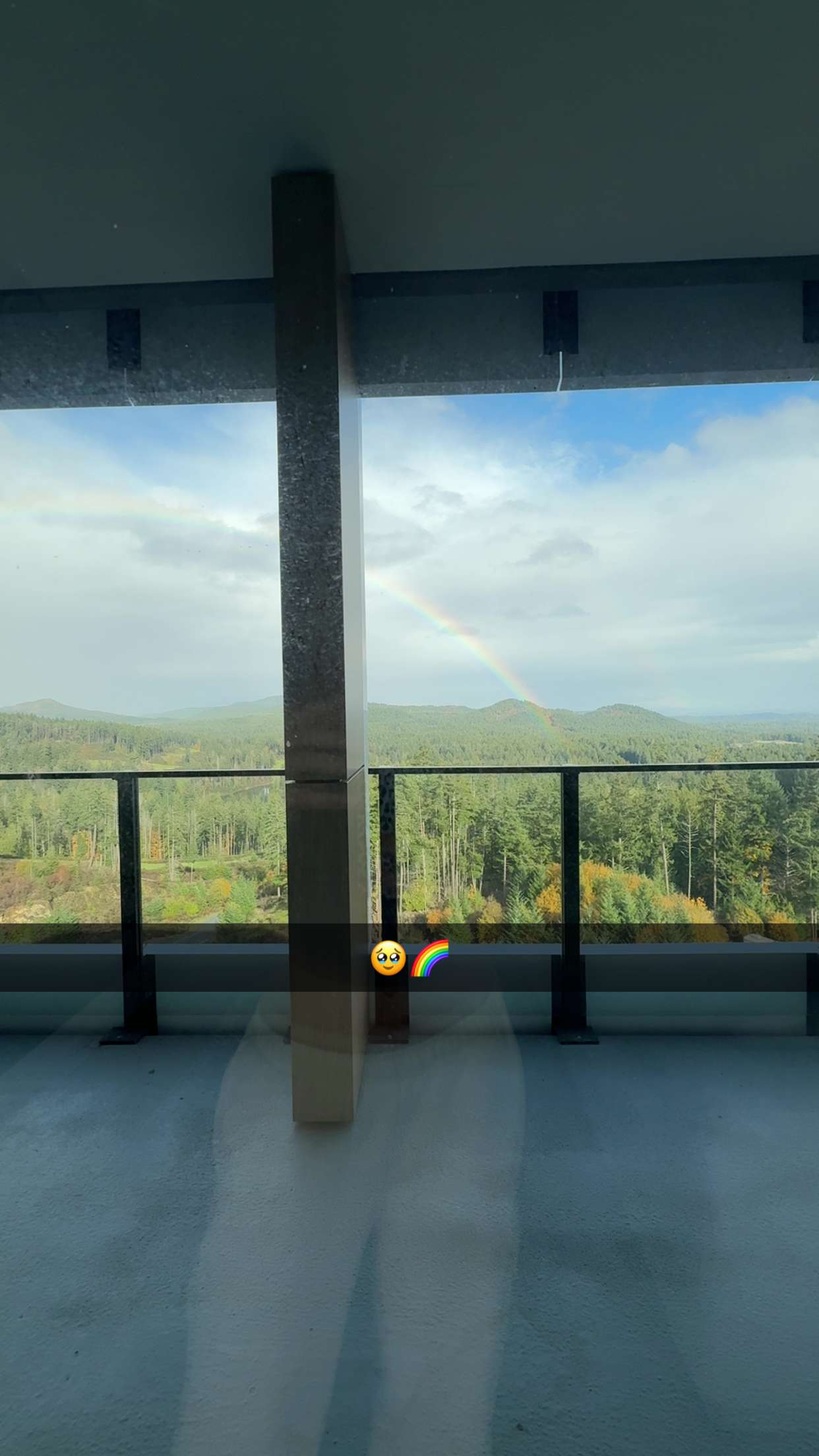 meelahrobbins snapchat image archive image