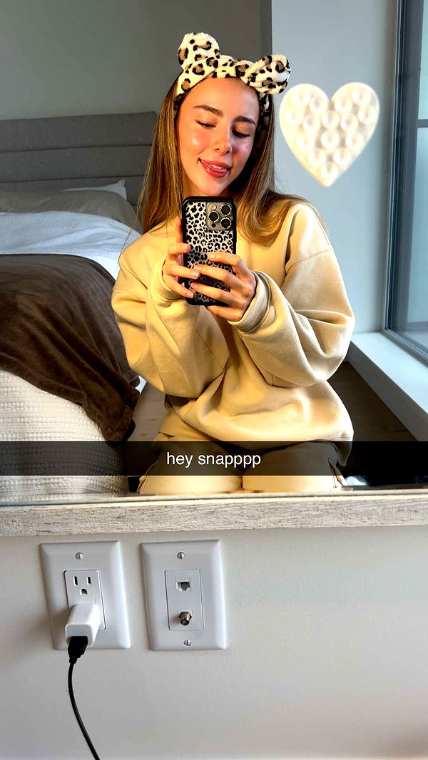 meelahrobbins image ~ Altpins