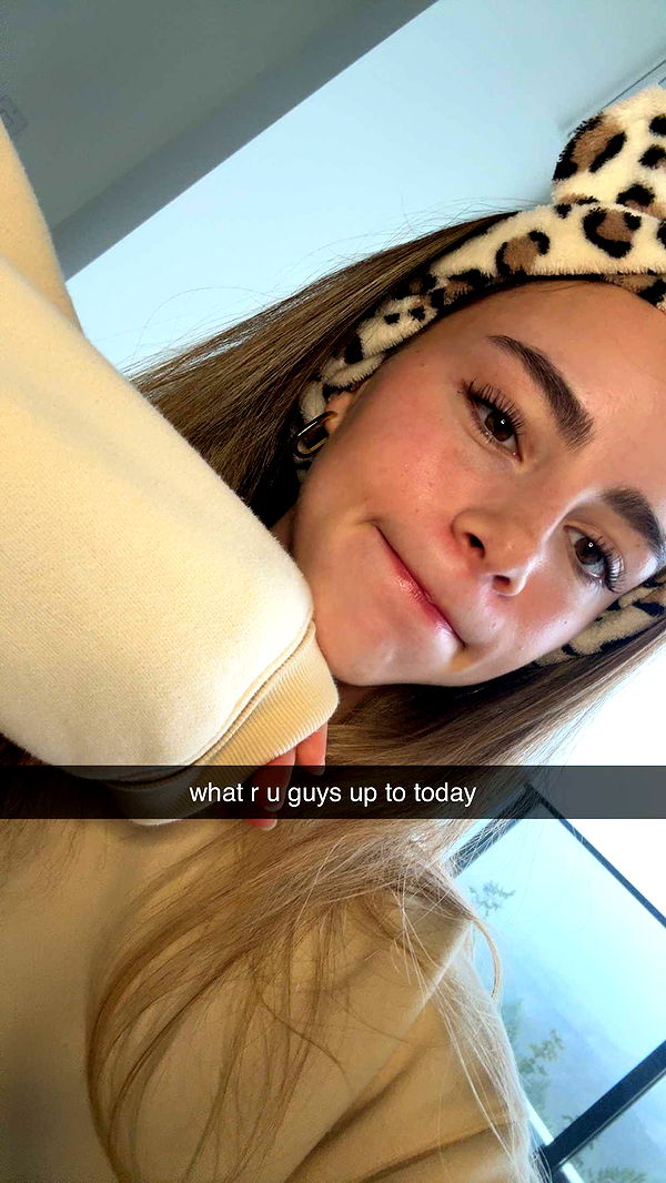 meelahrobbins image ~ Altpins