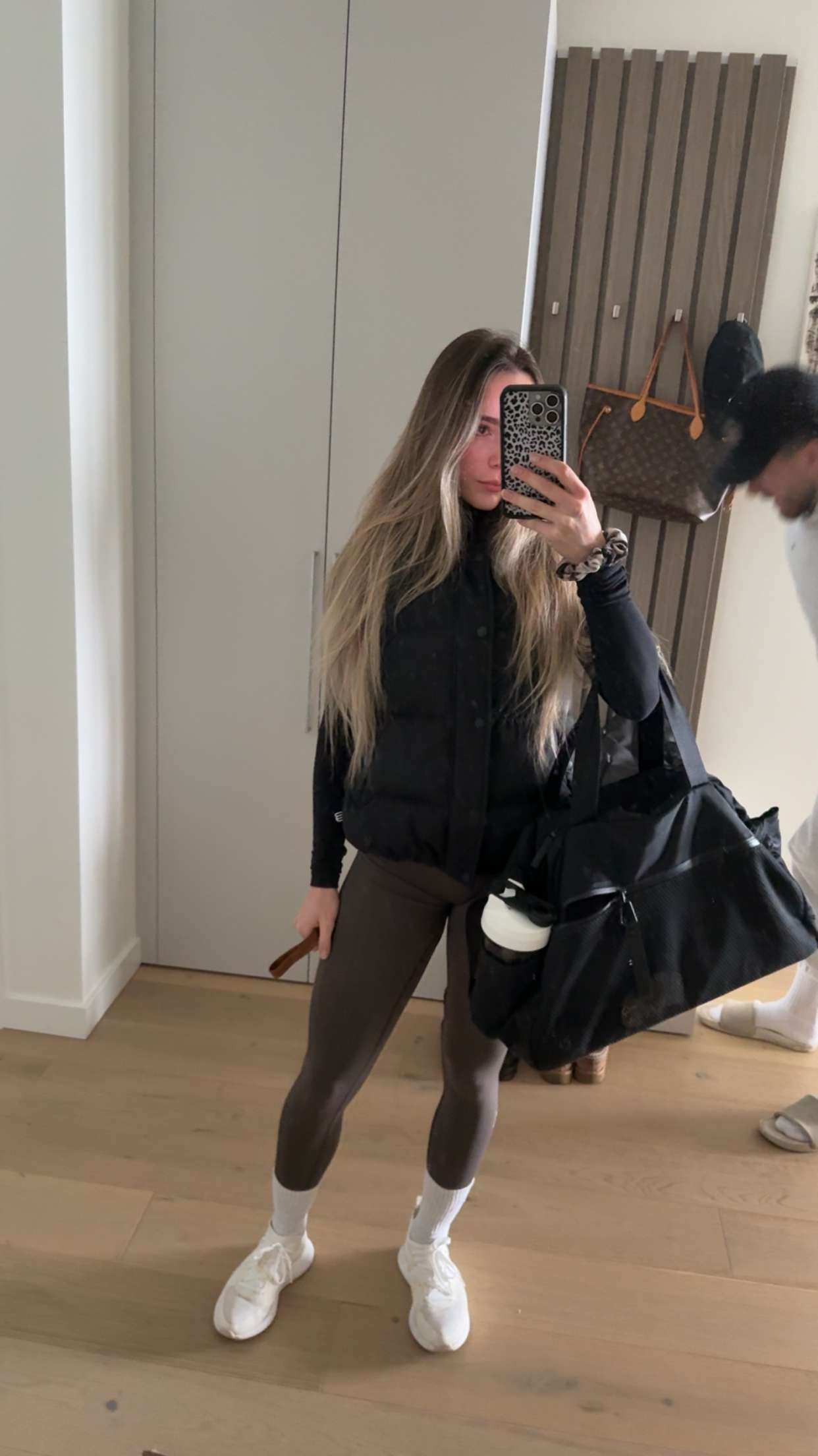 meelahrobbins snapchat image archive image