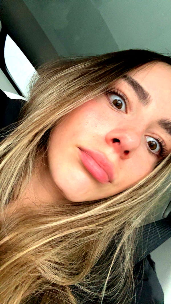 meelahrobbins image ~ Altpins