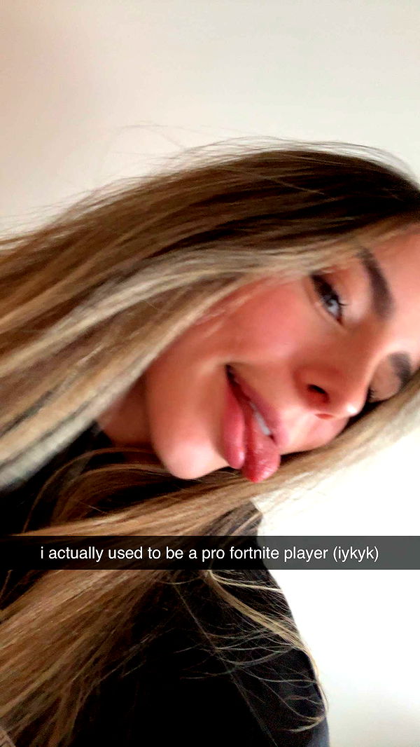 meelahrobbins image ~ Altpins