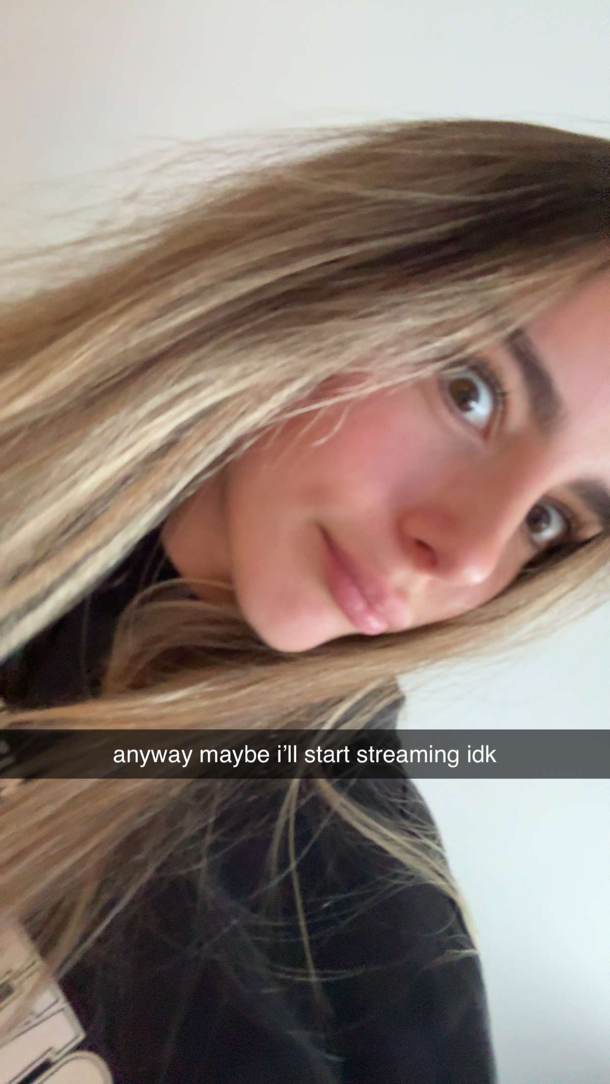 meelahrobbins snapchat image archive image