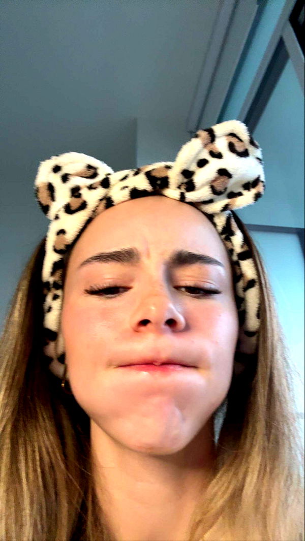 meelahrobbins image ~ Altpins