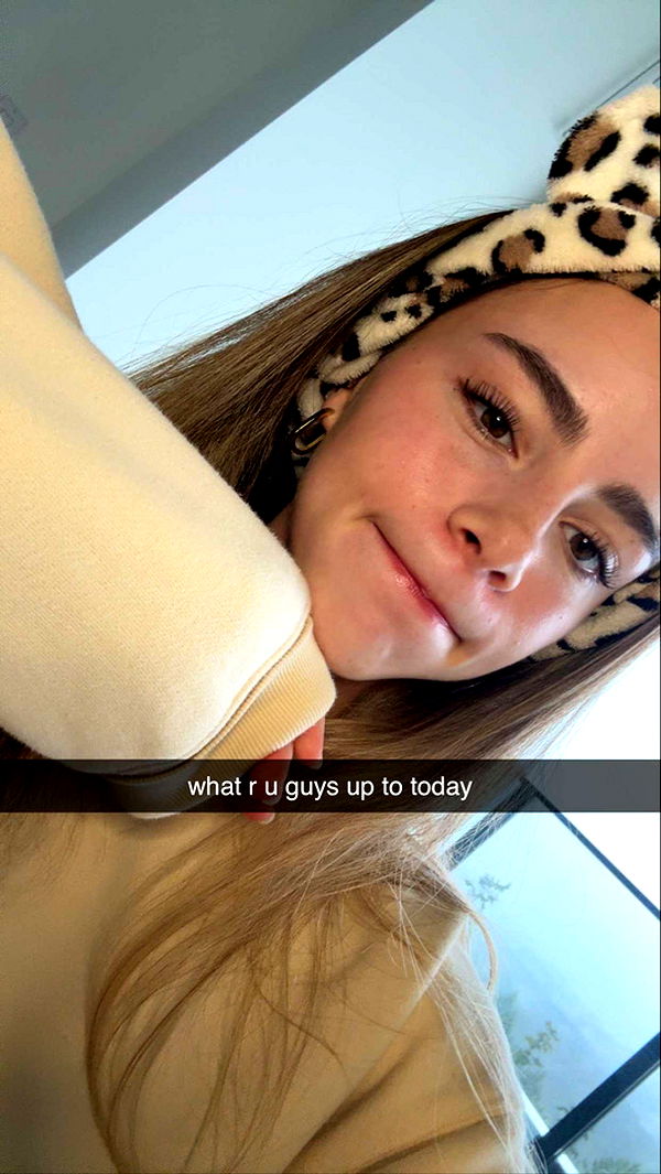 meelahrobbins image ~ Altpins