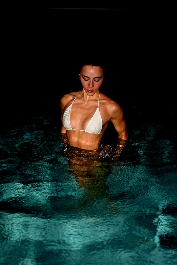 meelahrobbins image ~ Altpins