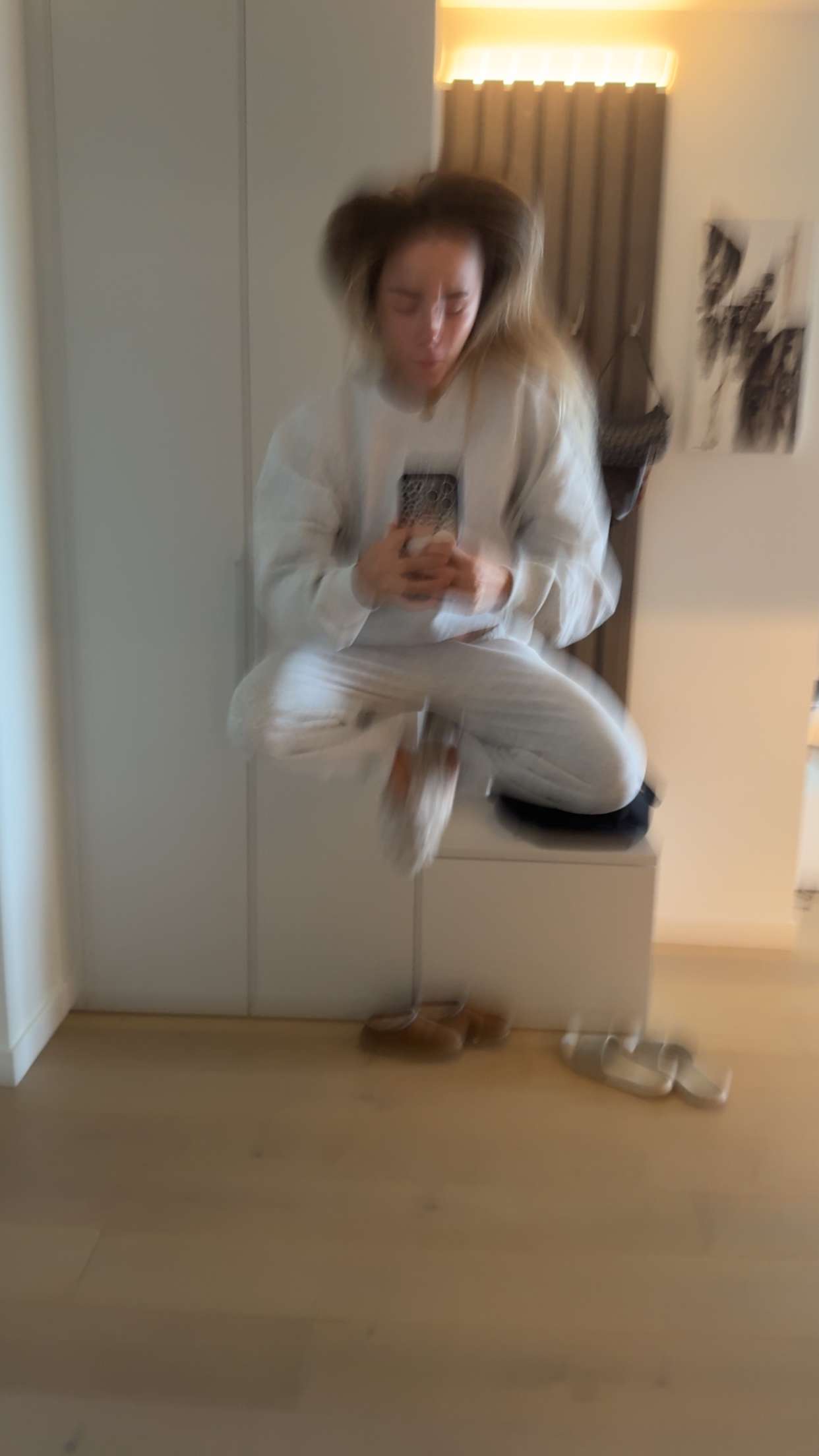 meelahrobbins snapchat image archive image