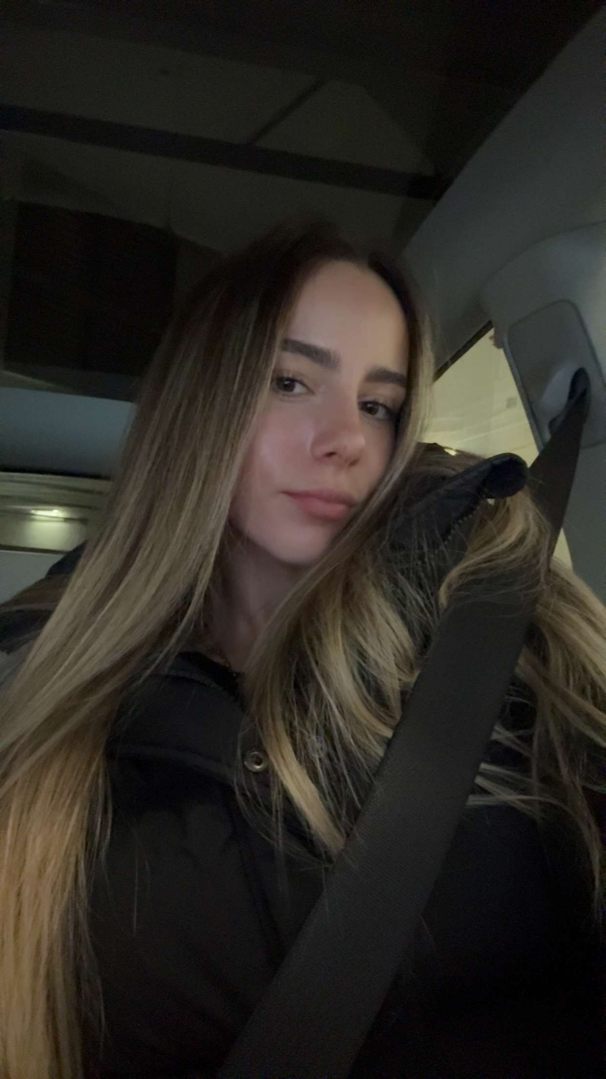 meelahrobbins snapchat image archive image