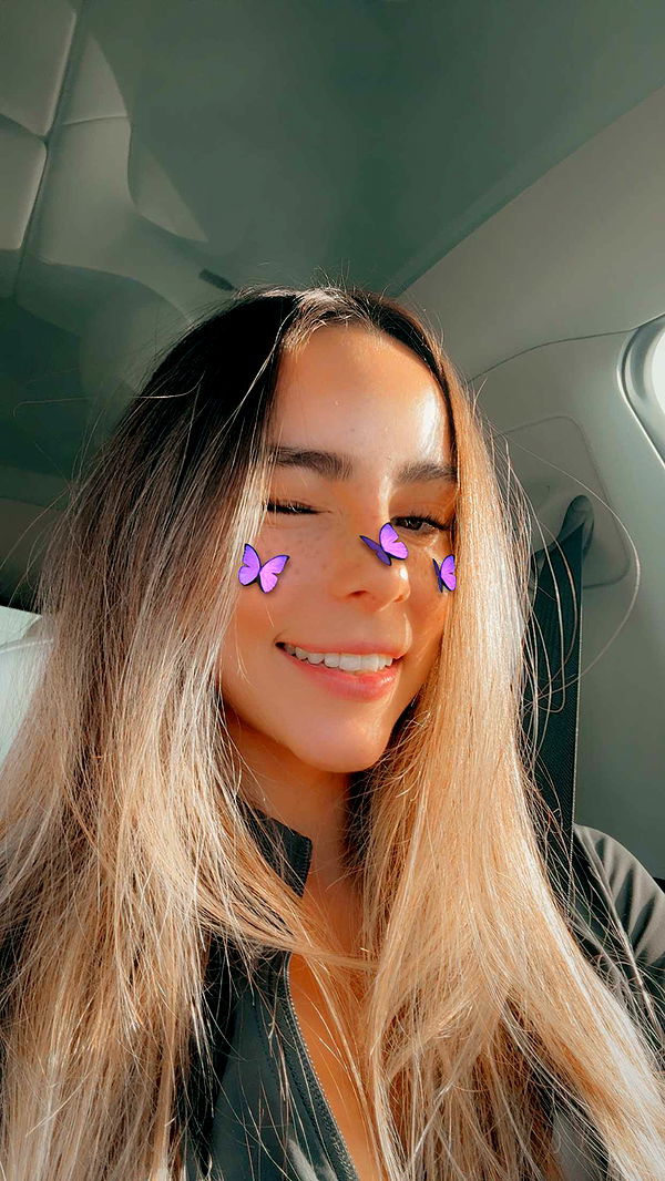 meelahrobbins image ~ Altpins