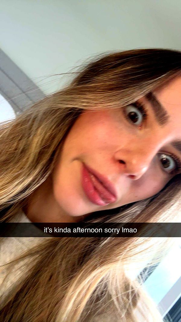 meelahrobbins image ~ Altpins