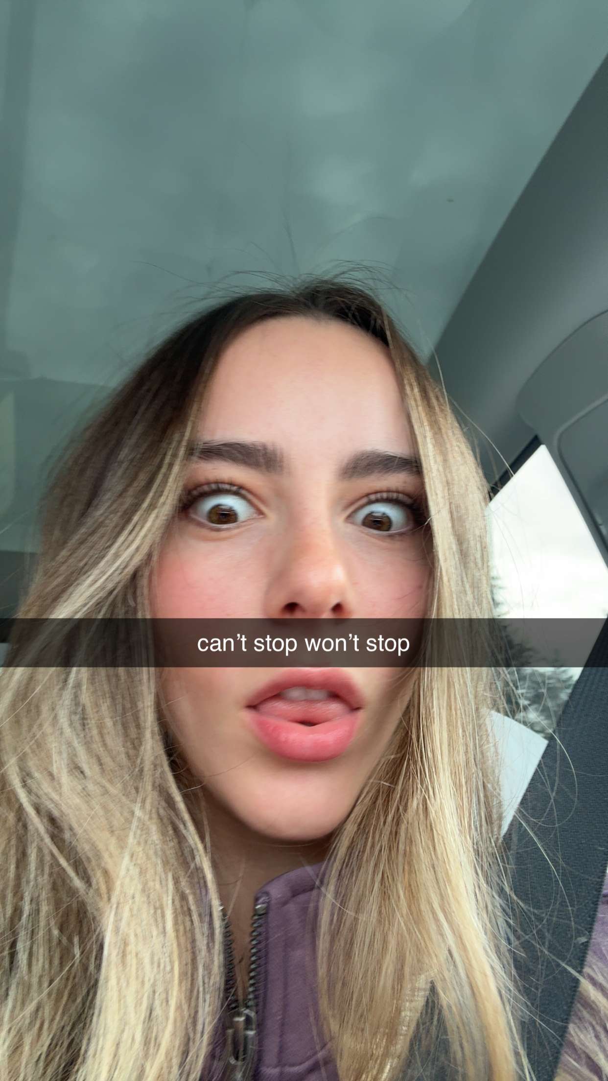 meelahrobbins snapchat image archive image