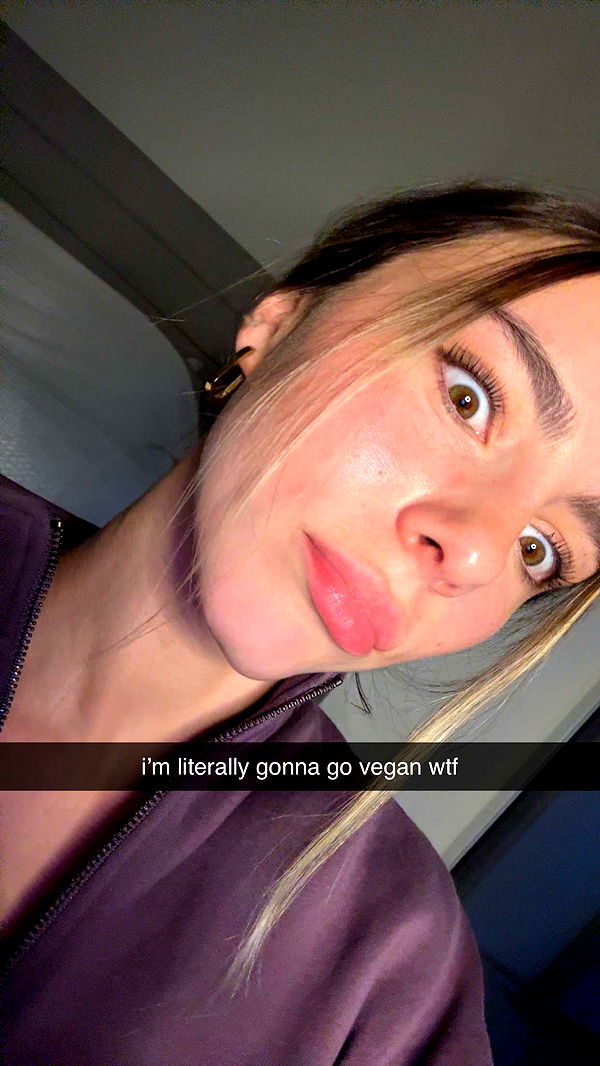 meelahrobbins image ~ Altpins