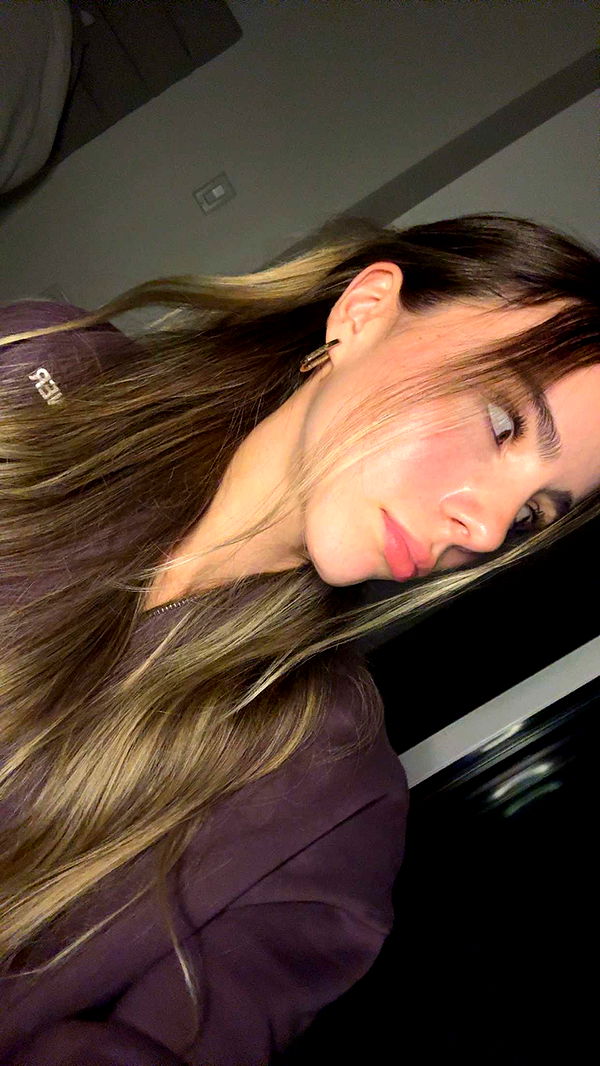 meelahrobbins image ~ Altpins