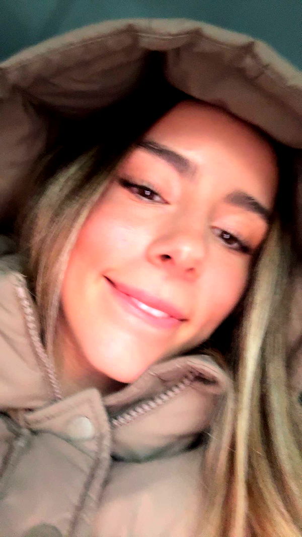 meelahrobbins image ~ Altpins