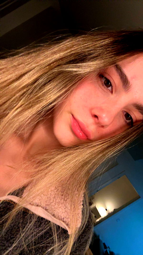 meelahrobbins image ~ Altpins