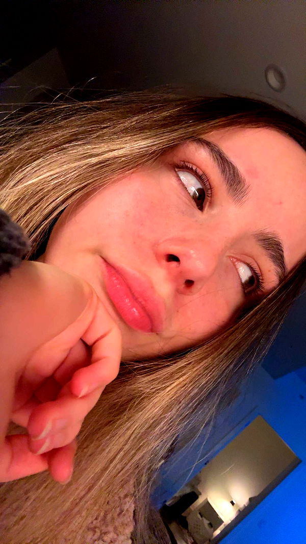 meelahrobbins image ~ Altpins