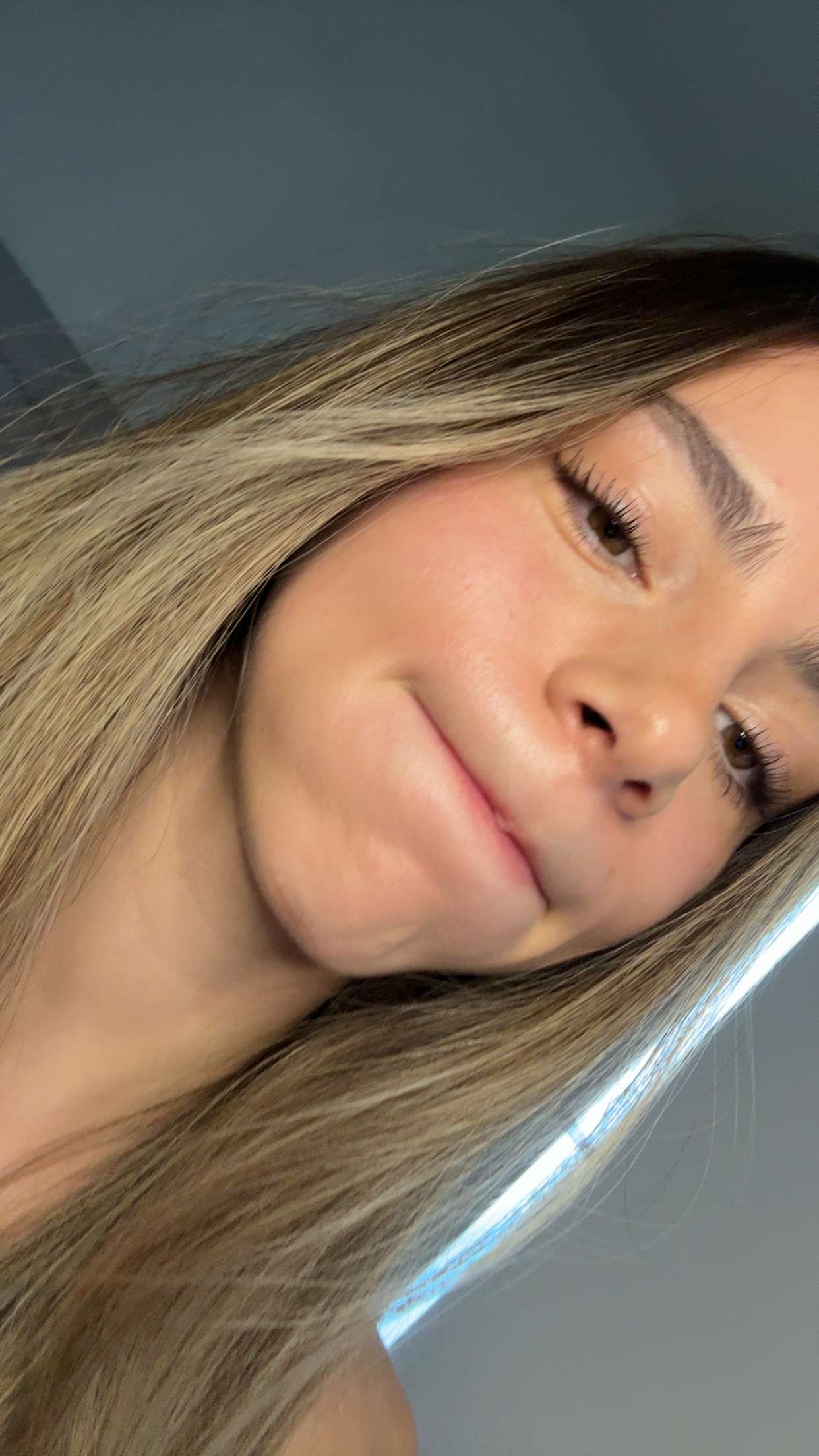 meelahrobbins snapchat image archive image