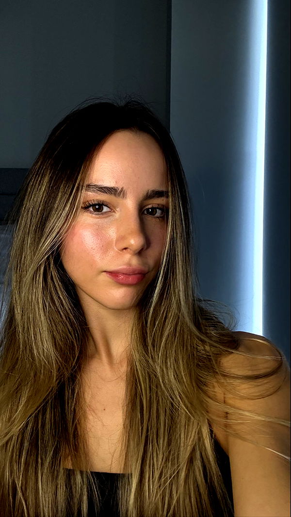 meelahrobbins image ~ Altpins